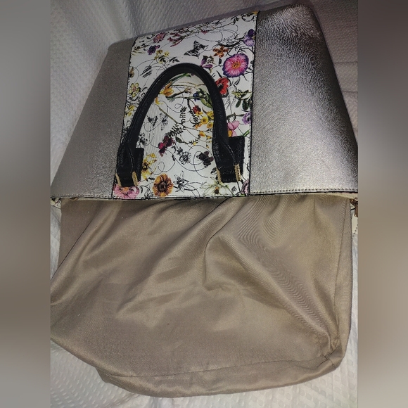 Dasein Floral Silver and Black Women's Tote Bag - Picture 11 of 12